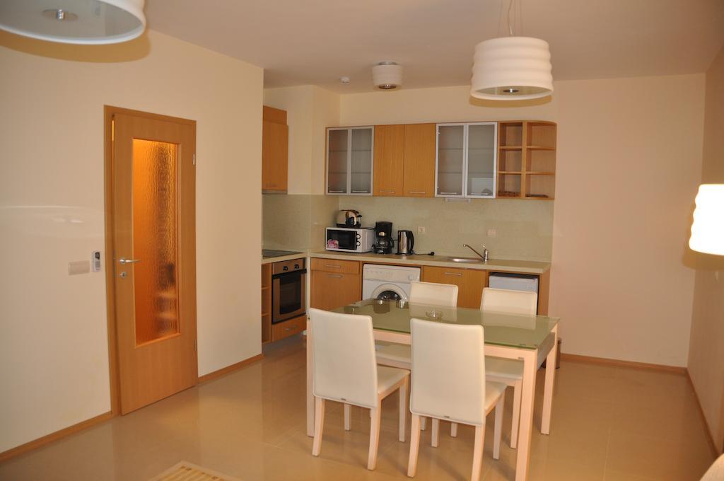 Lighthouse Golf Apart Complex&Villas Балчик Стая снимка